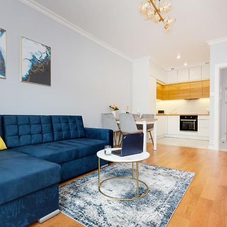 Apartament Dom Przy Okrzei By Renters Prestige وارسو المظهر الخارجي الصورة
