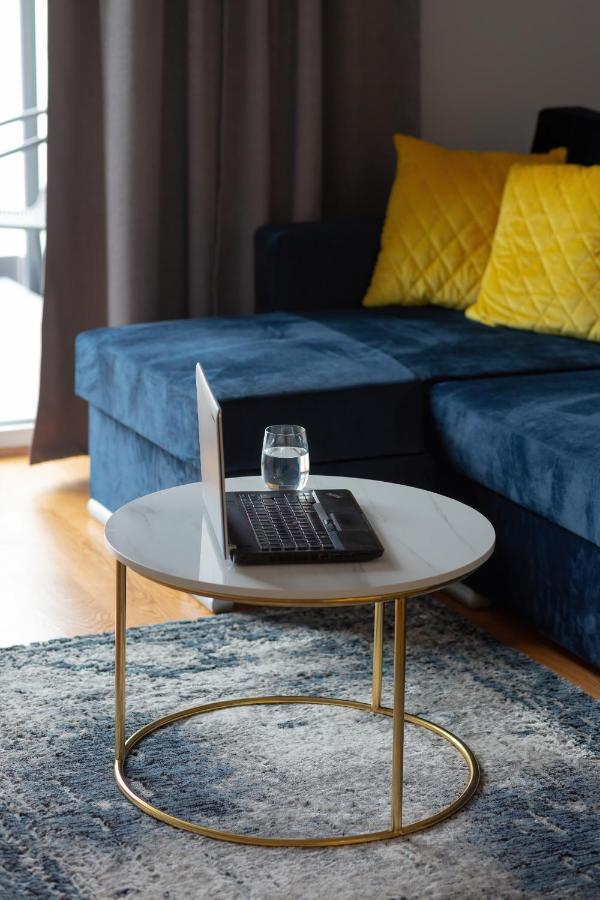 Apartament Dom Przy Okrzei By Renters Prestige وارسو المظهر الخارجي الصورة