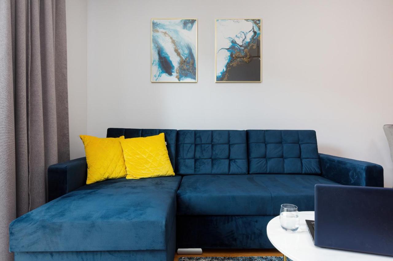 Apartament Dom Przy Okrzei By Renters Prestige وارسو المظهر الخارجي الصورة